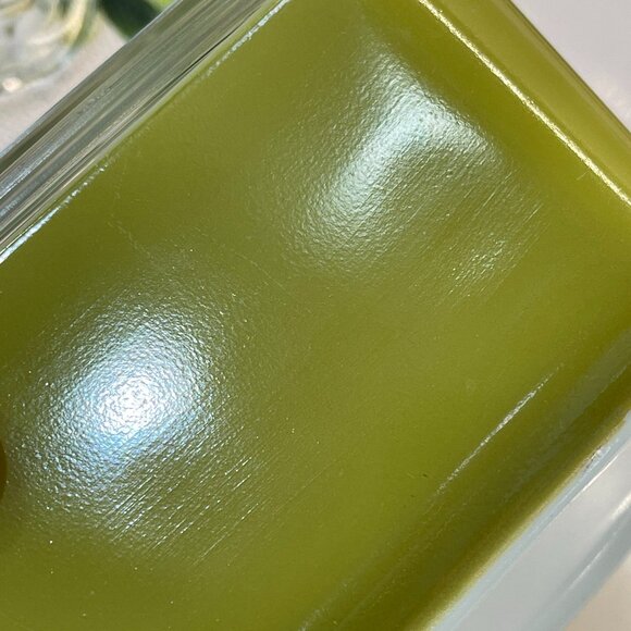 4-Pc 1960s Pyrex Refrigerator Dishes with Lids- Super shape Vintage! - Picture 6 of 16